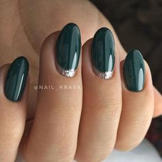 Dark Green Nail, November Nail Designs, Unghie Nail Art, November Nails, Formal Nails, Green Monster, Xmas Nails