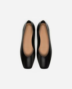 Nikki Leather Black – Flattered Black Ballet, Naturalizer Shoes, Black Ballet Flats, Belt Accessories, Clean Shoes, Goat Leather, Fall Shoes, Ballet Flat, Ballerinas