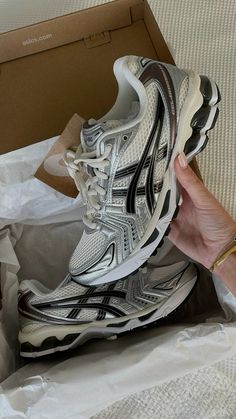 Cute Asics Shoes, Asics Kayano Outfit, Asics Gel Kayano Outfit, Asics Gel 1130 Outfit, Asics Shoes Outfit, Shoes Aesthetic Sneakers, Asics Aesthetic, Asics Outfit, Asics Kayano