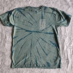 Men's Vans 100% Cotton Short Sleeve T-Shirt. Substansial Cotton Weight. Size Large. Euc. Washed But Never Worn. Vans Letter Print T-shirt For Summer, Vans Blue Short Sleeve Tops, Blue Short Sleeve Vans Top, Blue Cotton Vans Top, Blue Cotton Vans Tops, Vans Cotton Graphic Tee, Vans Graphic T-shirt For Streetwear, Vans Screen Print T-shirt For Streetwear, Affordable Vans Crew Neck T-shirt