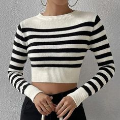 Basic Breton Stripe Crop Knit Top Spring Stripes, Sweater Striped, Women Sweaters Winter, Basic Sweaters, Outer Wear, Round Neck Shirt, Winter Pullover, Cropped Tops, Striped Short