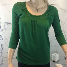 Talbots Forest Green Ruched Scoopneck Knit Top. Cotton And Modal Blend With 3/4 Sleeves. New With Tags And Super Cute! Size Xs Measurements- 36" Bust, 24" Length, 17" Sleeves 60% Cotton 40% Modal Thanks For Stopping By! Feel Free To Make A Reasonable Offer.. For Deeper Discount, Bundle With Our Other Specially Curated, Fabulous Fashions! *A "Bundle" Is Considered To Be Two Or More Items. For Individual Items, Please Use "Offer" Tab For Consideration. Thanks Forest Green, Scoop Neck, Knit Top, Long Sleeve Tees, Super Cute, Collar, Womens Tops, Tops & Tees, Long Sleeve