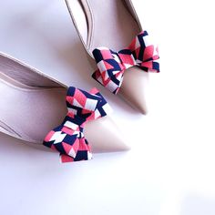 Red White Blue Bow Shoe Clips for Women, Retro Cotton Fabric Shoe Decorations, Retro Print Fabric Shoes Clips, 70s Pattern Print Shoe Bows With our handmade shoe clips you can change the look of many shoes and express your individual style and personality. If you're a big fan of 1970s designs and you love colorful retro prints these Medium Sized 3D Shoe Bows are a perfect choice! It's our original project, 100% handmade of high-quality red white blue cotton with gorgeous geometric retro pattern! Shoe Bows, Mustard Shoes, Shoe Clips Wedding, Square Shoes, Shoe Decorations, Bridal Sandals, Fabric Shoes, Colorful Shoes, Bow Shoes