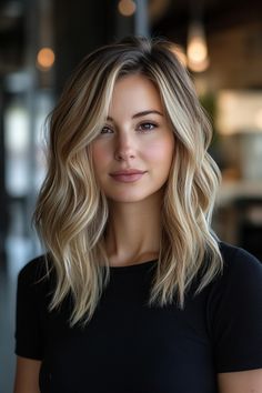 Top 31 Money Piece Highlight Ideas (Brown, Blonde, Ombre, and Colorful) ✨💇‍♀️ Add a pop of style with these bold and trendy highlights! 🌟 #MoneyPieceHighlights #HairInspo #HairTrends #BlondeHighlights #BrownHighlights #OmbreHair #ColorfulHair 2024 Long Bob Haircuts, Long Blond Hairstyles, Bob With Money Piece, Fair Skin Hair Color Ideas, Money Piece Highlight, Trendy Highlights, Hairstyles And Colors, Brown Blonde Ombre, Celebrities Hairstyles