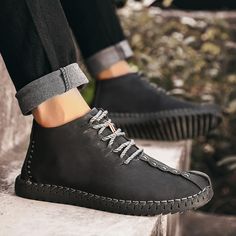 Description: 1.Shoe Type: Boots 2.Gender: Men 3.Season: Spring,Summer,Autumn,Winter 4.Occasion: Casual, Leisure 5.Toe: Round Toe 6.Closure Type: Lace-up 7.Color: Black, Khaki, Golden Material: Upper Material: Suede&Microfiber leather Outsole Material: Rubber Upper Material: Microfiber leather Hand Stitching Warm Plush Lined Two different linings, PU and fuzzy as you can choose Men Casual Boots, Trendy Winter Fashion, Casual Oxford Shoes, Best Walking Shoes, Ankle Boots Men, Men Plus Size, 2018 Fashion, Light Weight Shoes, Rubber Boots