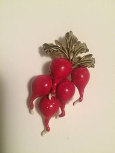 VINTAGE ENAMEL CORO RED RADISH BUNCH COSTUME BROOCH PIN #Coro Red Radish, Avon Jewelry, Brooch Pin, Brooches, Stuffed Peppers, Red