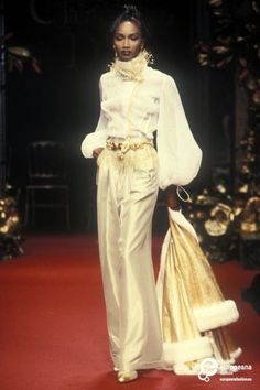 Christian Dior, Autumn-Winter 1994, Couture Fashion 1950, Christian Dior Handbags, Vintage Runway, Dior Fashion, Couture Fashion