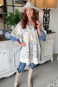 Women's Mini Dress Details Available in Sizes S/M-l/XL...Runs Big Average Length 33" Embroidered Flower Detailing All Over V Neckline Flare Sleeve Straight Hemline Material and Care 90% Cotton 10% Linen Hand Wash Cold Hang to Dry Sizing Small: 4/6, Medium: 8/10, Large: 12/14, XL: 14/16, 1X: 16/18, 2X: 18/20, 3X: 20/22 Fit Bust Measurements (Medium) 24" Laying Flat or 48" Around Runs Big Shipping Packages ship from Alabama within 1-3 business days after you place your order. Free shipping on all Shipping Packages, Short Leggings, Trending Now, Flared Sleeves, Embroidered Flowers, Teal Blue, Dress Details, Alabama, Jacket Dress