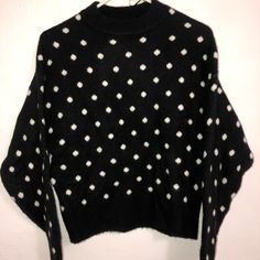 H&M Polka Dot Sweater. Very Comfy, Never Worn. H&m Black Casual Sweater, Casual Black H&m Sweater, H&m Black Sweater For Fall, Black H&m Sweater For Fall, Trendy H&m Sweater For Winter, Trendy Black And White Winter Tops, Pink Crew Neck Sweater, Owl Sweater, Fuzzy Pullover