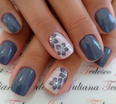 Manicure Nail Designs, Glitter Gel Nails, Cute Gel Nails, Nails 2023, Short Acrylic Nails Designs, Dipped Nails, Gel Nail Designs, Floral Nails, Chic Nails