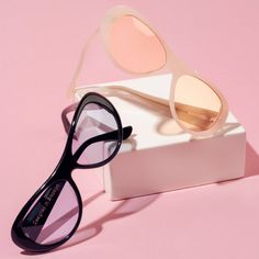 As seen on Bella Hadid. Our oversized Liotta's draw inspiration from colorful mod styles of the late 1960s and traditional aviators of the 1970s, making them timeless. The rounded edges and widened arms lend the retro-futuristic feel of the season’s wraparound and bug-eye sunglasses trends while staying wearable enough for everyday life. Handcrafted bioacetate frames made from plant-based materials. Earth-friendly and Rx-ready, complete with polarized lenses for 100% UVA/UVB protection. Reinforc Blue Aviator Sunglasses, Late 1960s, Trending Sunglasses, Retro Futuristic, Mod Fashion, Earth Friendly, The 1970s, Polarized Lenses, Save The Planet