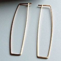 Hand Forged High Quality Gold Filled Wire is Shaped in a Simple yet Classy and Stylish Rectangle Design. Rectangle Design, Rectangle Earrings, Earrings Design, Hammered Sterling Silver, Pretty Rings, Lovely Earrings, Sterling Silver Hoops, Simple Jewelry, Jewelry Earrings Hoops