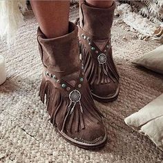 Category:Boots; Upper Materials:PU; Embellishment:Embroidery,Flower; Season:Fall,Winter; Heel Type:Chunky Heel; Gender:Women's; Size Suggestion:standard size, select your usual size; Toe Shape:Pointed Toe; Type:Booties Ankle Boots; Style:Casual,Fashion,Vintage; Heel Height(inch):2-3; Outsole Materials:Rubber; Occasion:Party,Daily,Outdoor; Pattern:Floral; Listing Date:10/09/2023; Production mode:Self-produce; 2024 Trends:Cowboy Boots,Plus Size; Heel Height:Mid Heel Tassel Boots, Boots Boho, Chunky Heel Boots, Fringe Ankle Boots, Popular Boots, Estilo Indie, Brown Boots Women, Boho Boots, Boots Cowboy