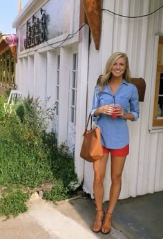 classy outfit for moms #MyShopStyle #BeachVacation #clothing #mom #ad Adrette Outfits, Looks Jeans, Stylish Summer Outfits, Daisy Dukes, Cute Preppy Outfits, Red Shorts, Mom Outfits, Preppy Outfits, Spring Summer Outfits