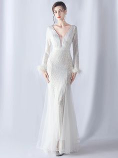 kf-Sfd5b174599774cd1b82e9a7ea70045c3L Glamorous V-neck Wedding Gown, White Ball Gown With Sweep Train, Floor-length Evening Dress With Sweep Train For Wedding, White Floor-length Ball Gown With Sweep Train, Floor-length Wedding Evening Dress With Sweep Train, White Evening Gown With Detachable Train, Sweetheart Neckline Evening Dress With Sweep Train For Wedding, Wedding Evening Dress With Sweep Train And Sweetheart Neckline, White V-neck Gown With Sweep Train