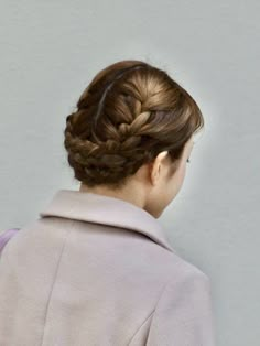 Ballet Hairstyles For Short Hair, Little Women Hairstyles, Folklore Hair, Ballerina Hairstyles, Ballet Hair, Ballerina Hair, Ballet Hairstyles, Ballet Bun, Dance Hairstyles