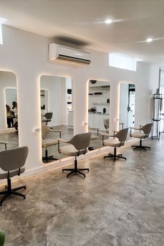 Melbourne hair extension salon. Salon Boutique Ideas, Short To Long Hair Extensions, Modern Hair Salon Interior Design, Modern Salon Design, Modern Hair Salon, Short To Long Hair, Luxury Hair Salon