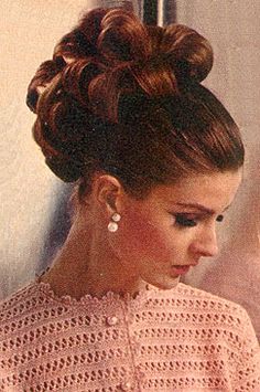 1960s Long Hairstyles, 1960s Womens Hair, Oldies Hairstyles, Vintage Wedding Hair Updo