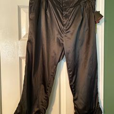 Baby Phat Satin Women Capri Pants With Cuffs On The Bottoms Of The Pants. Wide Leg Black Pants For Pajama Party, Black Long Pants For Pajama Party, Baby Phat Outfits, Baby Phat 2000s Aesthetic, Baby Phat Clothes, Baby Phat 2000s, Baby Phat Tracksuit, Phat Pants, Knee Pants