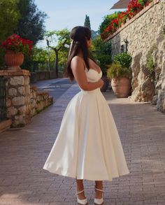 Ankle Length Prom Dress, Prom Dresses Sleeveless, Looks Party, Looks Chic, Dresses Evening, White Midi Dress, White Satin, Evening Dresses Prom