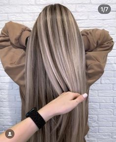 Top Hair Styles, Brown Hair With Blonde Balayage, Ash Blonde Hair Balayage, Perfect Blonde Hair, Brown Hair Inspo, Hair Color Streaks, Brunette Hair With Highlights, Dyed Blonde Hair, Brown Hair With Blonde Highlights