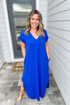 Wait until you feel how buttery soft this maxi dress is. Features a v-neckline, side slits and pockets. Model is 5'3" wearing a small 94% poly 6% Spandex hand wash or dry clean made in the USA! Sweet Grace, Graphic Tee Dress, Ruffle Sleeve Dress, Scarf Belt, Capri Blue, Solid Dress, Tee Dress, Skirt Leggings, Printed Maxi Dress