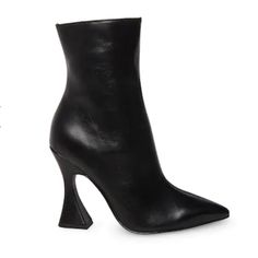 Make A Statement In Any Outfit With The Variant Bootie From Steve Madden. This Ankle Boot Features A Unique Wavy Block Heel That Complements The Pointed Toe For Added Drama. Features Synthetic Upper Inside Zipper Closure Pointed Toe Textile & Synthetic Lining Padded Footbed Approx. 6" Shaft Height Approx. 10" Leg Opening 4" Triangle Block Heel Synthetic Sole Imported New Without Box. Store Markings At The Bottom Synthetic Boots With 4-inch Heel, Office High Heel Synthetic Boots, Synthetic High Heel Boots For Office, Formal Synthetic Boots With 4-inch Heel, Chic Boots With Sculpted Heel And Round Toe, Office Boots With Wrapped Heel And Round Toe, Pointed Toe Heeled Boots For Office, Office Boots With Padded Heel And Pointed Toe, Faux Leather Heels With Reinforced Heel And Pointed Toe