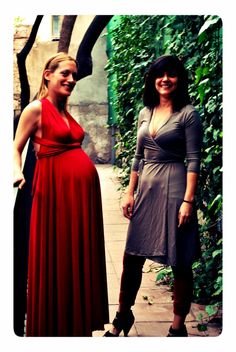 "This maternity friendly maxi dress is both elegant and super comfortable for all mothers-to-be or new mothers! We are sure this will be your favorite dress both during and after the pregnancy! With an elastic waist and made in a soft and lustrous, semi-matte satin jersey, this dress adjusts perfectly after the body and is flattering for all figures, highlighting your baby belly with its empire waist and half circle skirt. The Gala Essential Long dress can be worn in countless different ways, ma Rouge Dress, Dress For Mom, Vestido Convertible, Half Circle Skirt, Gown Red, Baby Belly, Dress Guide, Infinity Dress, Red Gowns