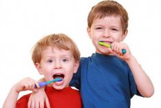 There are many different reasons why it is important for people to brush their teeth using the proper methods. Dental Health Week, Kids Dental Health, Childrens Dental Health, Teeth Brushing, Dental Health Month, Kedokteran Gigi, Health Unit, World Health Day