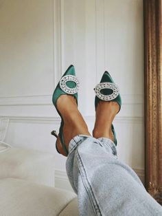 Emerald Green Shoes, Manolo Blahnik Shoes, Olivia Palermo, Shoe Obsession, Gigi Hadid, Designer Heels