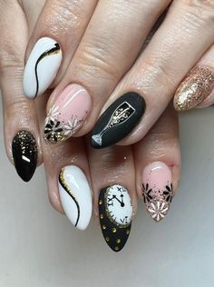 new years eve nail art. new years nails ideas. black and gold nails. champagne glass clock nail art. New Year Nails, Festive Nail Designs, Essie Nail Colors, New Years Nail Designs, Opi Nail Colors, New Years Eve Nails, Ringing In The New Year, Spring Nail Colors, Festival Nails