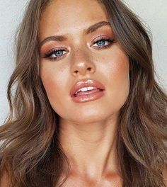 Bohemian Makeup, Bronze Makeup Look, Bronze Eye Makeup, Goddess Makeup, Natural Glam Makeup, Best Bronzer, Makeup Tip, Stylish Makeup