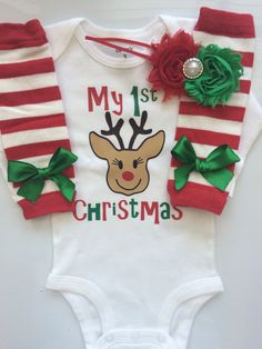 Baby Girl 1st Christmas outfit - Preemie Newborn Infant My first Christmas Outfit- baby girl Christmas clothes- Christmas girls outfit by AboutASprout on Etsy https://www.etsy.com/listing/240443255/baby-girl-1st-christmas-outfit-preemie Christmas Photos Outfits, My First Christmas Outfit, First Christmas Outfit, My 1st Christmas, Preemie Clothes, Christmas Bodysuit, Christmas Girls, Outfit Baby Girl