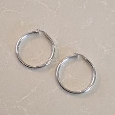 Stunning, Sleek 2” Sterling Silver Hoop Earrings. See .925 In Photos. Cute Silver Earrings Aesthetic, Earrings Hoops Silver, Extra Fits, Disney Princess Earrings, Silver Earrings Aesthetic, Coach Earrings, Sterling Silver Heart Earrings, Large Pearl Earrings, Large Silver Hoop Earrings