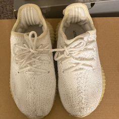 Size 8 Kids/ Infant Worn A Few Times A Little Bit Of Stains On Them Shoes Yeezy, Yeezy Boost 350 V2, Yeezy Shoes, 350 V2, Yeezy Boost 350, Yeezy Boost, Baby Wearing, Kids Shoes, Kids Shop