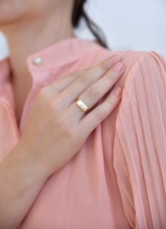 ❀A classic signet ring 14k / 18k GOLD signed ring ❀Great ring for everyday wear for women & men!………………………………….........➤Features:♦ 14K rose gold / 14k yellow gold/ 18K rose gold / 18k yellow gold♦ Rectangle size: 12.8mm * 6mm♦ Band width: 1.85 mm (different size available )………………………………….........➤ Please Pick your ring size: 2- 9 US➤ Please Pick your material +finish: 14K rose gold / 14k yellow gold/ 18K rose gold / 18k yellow gold - MATTE ………………………………….........♥ Made to Order♥ 100% HAND MADE Fine Jewelry Signet Ring With Thick Band For Wedding, 14k Gold Signet Ring For Wedding, 14k Gold Wedding Signet Ring In Fine Jewelry Style, 14k Gold Wedding Signet Ring, Wide Band 14k Stamped Signet Ring For Anniversary, Fine Jewelry Wedding Signet Ring With Thick Band, 14k Stamped Wide Band Signet Ring For Anniversary, Wedding Wide Band Signet Ring In Fine Jewelry Style, 14k Gold Wide Band Ring For Wedding