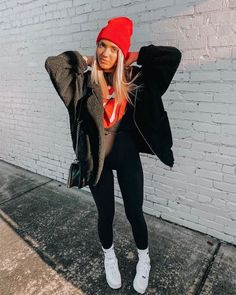 Outfits Leggins, Beanie Outfit, Cute Outfits With Leggings, Teenage Outfits, Skandinavian Fashion, Casual School Outfits, Legging Outfits, Adidas Outfit