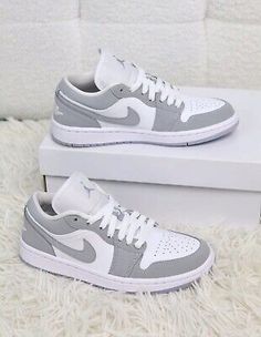 ad eBay - 

Nike Air Jordan 1 Low Wolf Grey Aluminum Women's Size 9W / 7.5M DC0774-105 New Cute Womens Shoes Casual, Nike Female Sneakers, Woman’s Nike Shoes, Cute Shoes Sneakers Nike, Pretty Shoes For Women, Good Shoes For School, Nike Jordan Air 1 Women Outfit, Jordan Ones Low, Grey And White Jordans