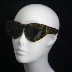 Brand New Glasses Uv Protected 88 Chic Leopard Print Cat Eye Sunglasses, Chic Cat Eye Sunglasses In Leopard Print, Leopard Print Sunglasses For Vacation, Chic Leopard Print Sunglasses For Summer, Summer Cat Eye Leopard Print Sunglasses, Summer Cat Eye Sunglasses In Leopard Print, Leopard Print Cat Eye Sunglasses For The Beach, Leopard Print Cat Eye Sunglasses For Summer, Casual Leopard Print Cat Eye Sunglasses With Gradient Lenses