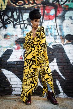 Streetstyle Woman, African Street Style, Magic Board, Afro Punk Fashion, Afro Fashion, Afrocentric Fashion, Style Africain, Afro Style, Mode Boho