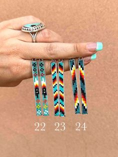 Native American Seed Bead Bracelet, Beaded Rope Earrings, Beaded Earrings Ideas, Native American Beadwork Earrings, Native Bead Work, Knots Jewelry, Native American Wall Art, Indigenous Beadwork, Diy For Sale