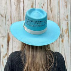 This straw hat made by Twister Hats is screaming happy vibes of spring! Includes a cream ribbon hat band. Ladie's pinch front western style hat. Check out our hats pins for a customized touch. (Sold seperately) Happy Vibes, Hat Pins, Hat Band, Straw Hat, Hat Making, Hat Fashion, Western Fashion, Straw, Turquoise