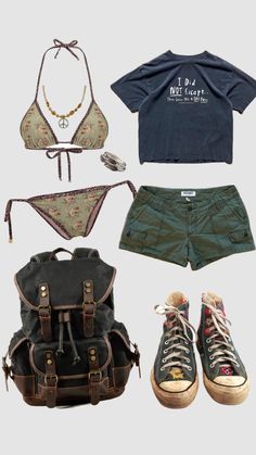 Cold Beach Day Outfit Aesthetic, Summer Clothes Grunge, Crunchy Aesthetic Outfit, Aesthetic Camping Outfits, Alt Beachy Outfits, Camp Outfits Summer, Camp Counselor Aesthetic Outfits, Roadtrip Outfit Summer, Arthoe Aesthetic Outfit