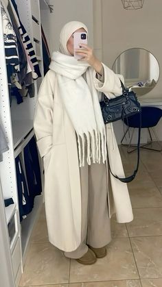 Hijabi Winter, Outfit Muslim, Mantel Outfit, Outfits Muslim