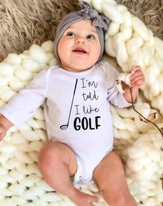 Baby Onsie Designs, Cricut Onesie Ideas, Baby Onesies For Boys, Golf Baby Announcement, Cricut Onsies, Golf Baby Nursery, Golf Pregnancy Announcement, Baby Golf Outfit