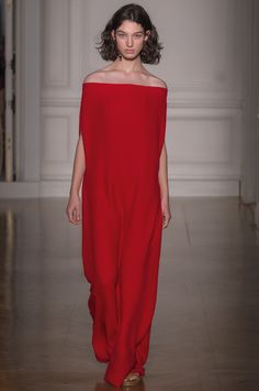 VALENTINO | Haute Couture | Spring 2017 | Off shoulder monastic  red dress Red Haute Couture, Pierpaolo Piccioli, Paint The Town Red, Unconventional Wedding Dress, Valentino Haute Couture, Beautiful Red Dresses, Valentino Red, Valentino Couture, Iconic Dresses