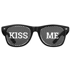 Party Sunglasses: Classic retro party shades with text "KISS ME" - fun fashion, college party, secret Santa, office celebrations / night out Wedding Party Groomsmen, Tiffany Bridal Shower, Funny Sunglasses, Novelty Sunglasses, Engagement Reception, Trendy Bride, Party Sunglasses, Chic Brides, Bridal Shower Brunch