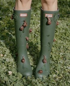 Farm Editorial, Artsy Photography, Autumn 2024, Rubber Boots, Ad Campaign, Photography Inspo, Castor Oil, Hunter Boots, Country Living