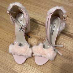 Fuzzy Pink Kitty High Heels, Never Worn With Tags. Brand New Condition. Costume Fun Ready! #Barbiecore Hot Topic Shoes, Fuzzy Heels, Throwing Fits, Pink Kitty, Pink Fur, Dream Shoes, Outfits Ideas, Hot Topic, Shoes Women Heels