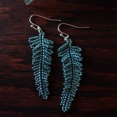 Beaded Fern Earrings, Tree Heart, Fern Frond, Diy Bracelet Designs, Artist Gifts, Earring Tree, Handmade Jewelry Diy, Bead Jewellery, Heart Beads